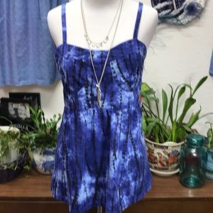 Super cute Blue tie-dye tank top